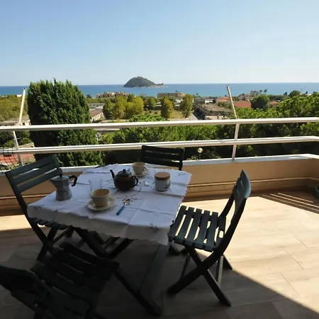 Il Balcone Sull'isola شقة