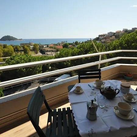 Il Balcone Sull'isola شقة